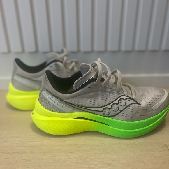 Women’s Saucony Endorphin Speed 3 Slime/White Size 9 - Picture 5 of 7